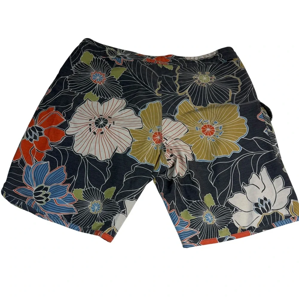 Vissla Mens Floral Board Shorts Charcoal Multi Coconut Stretch M1044CHU Size 33